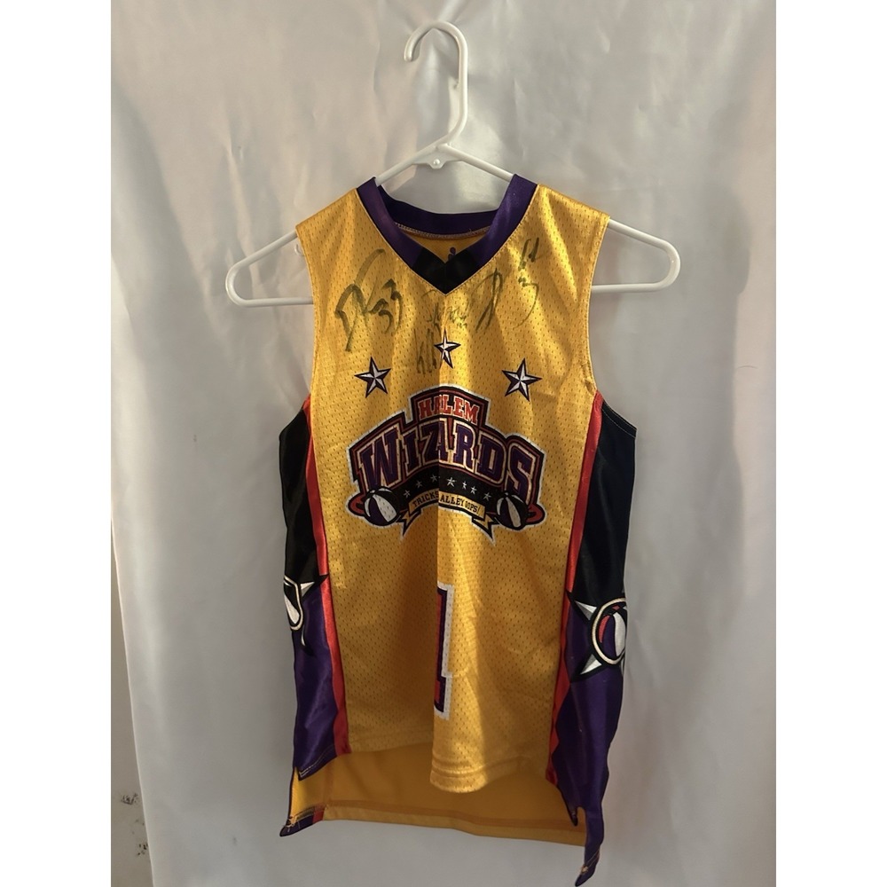 Harlem Wizards #1 Signed By 3 To 4 Players YXS Basketball Team